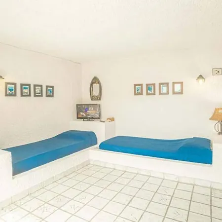 Giglio Azzurro 2 Apartment *